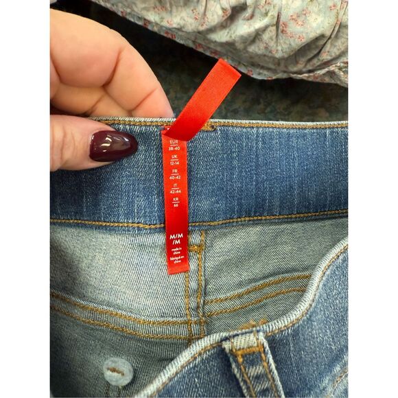 Spanx Straight Leg Pull On Jeans Vintage Indigo Wash Sz M NWT - Picture 9 of 10